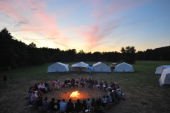 Zeltlager-Stimmung am Abend